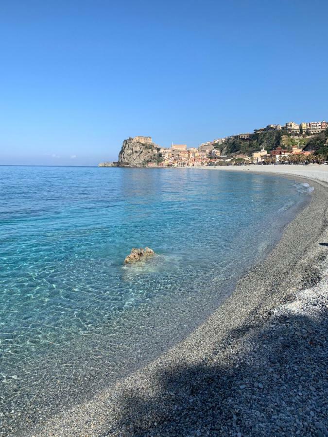 Mare *
